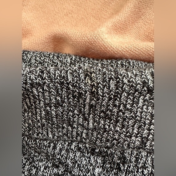 Dynamite Ribbed Pencil Skirt - Size Small - Picture 12 of 12